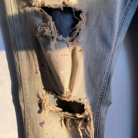 Jeans - Picture 2 of 14